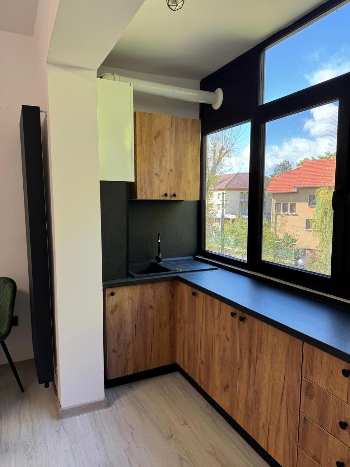 Vapartament 2 Central Hunedoara Ngoại thất bức ảnh